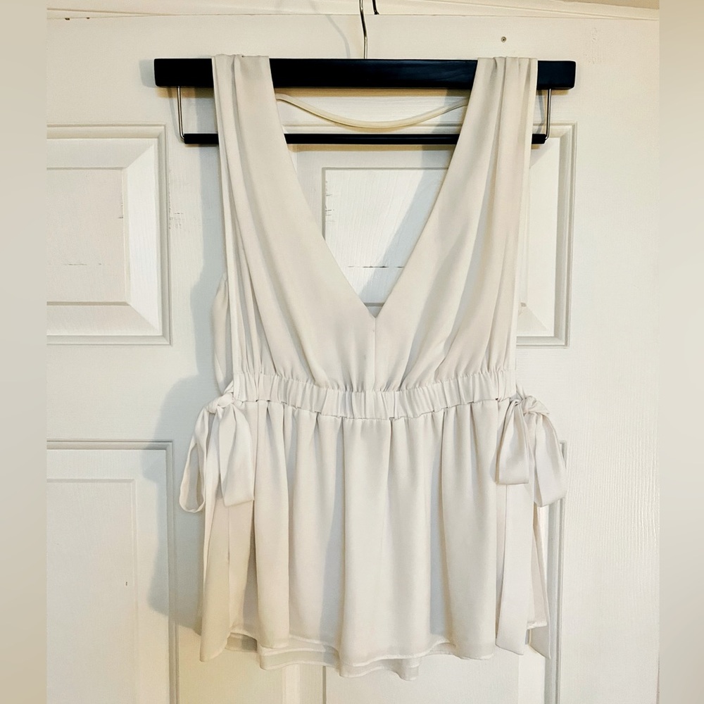 BCBG top